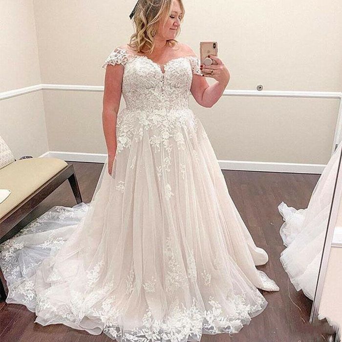 Plus size lace wedding dresses